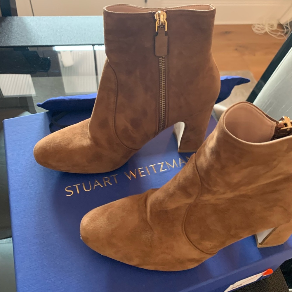 Stuart Weitzman ankle boots